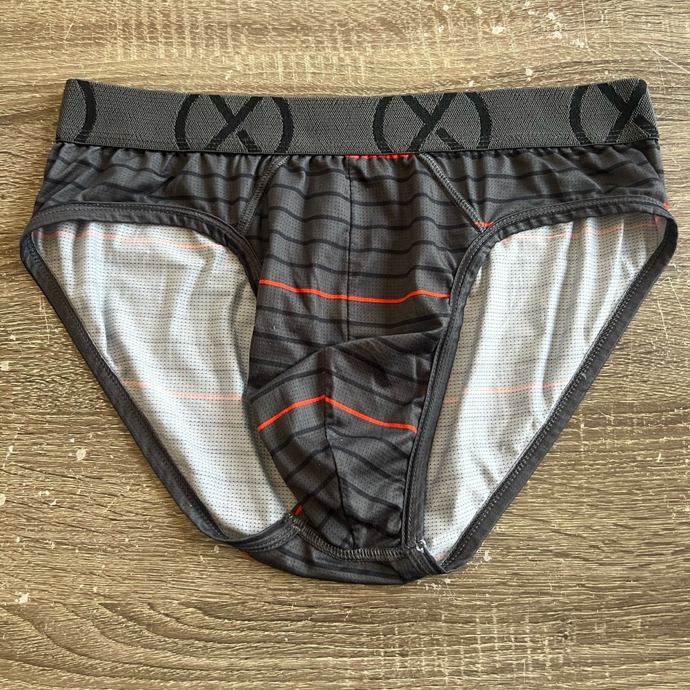 (3) 2xist Mesh Briefs - Medium